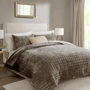 Luxury Velvet Quilt Set in Mocha Brown